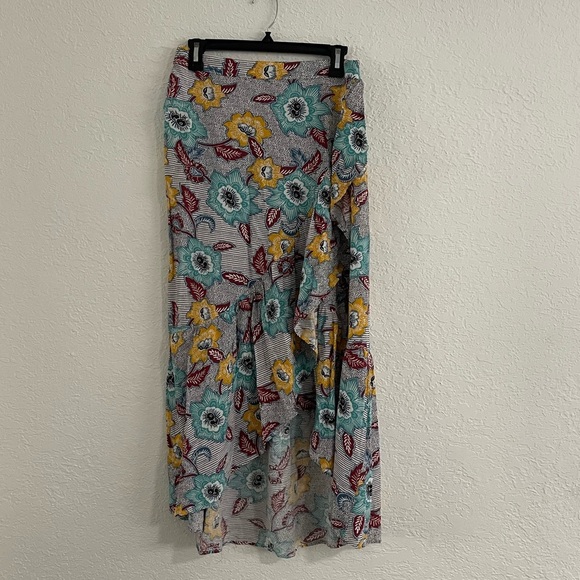 BCBGeneration Floral Print Set - Picture 7 of 11